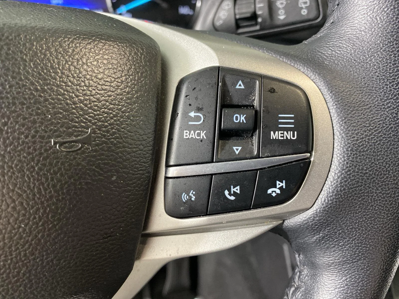 Used 2023 Iconic Silver Ford XLT image 16