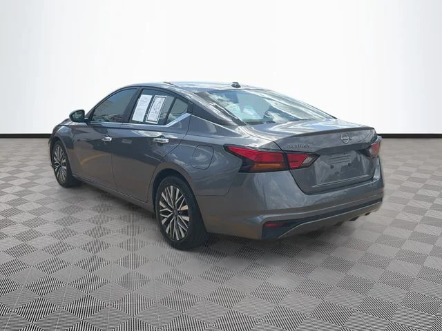 Used 2025 Gray Nissan 2.5 SV image 5