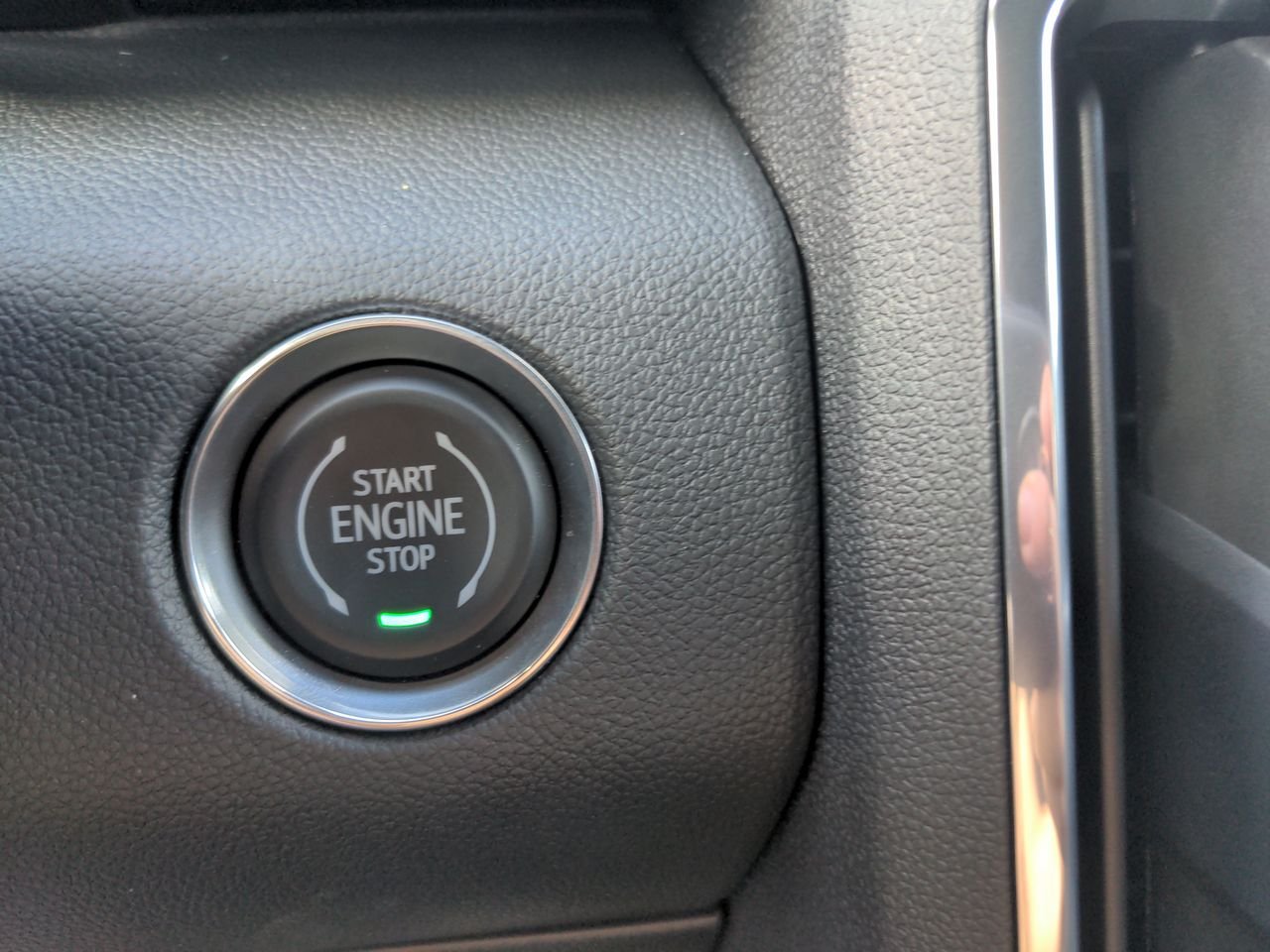 2025 GMC Acadia Elevation - Photo 17