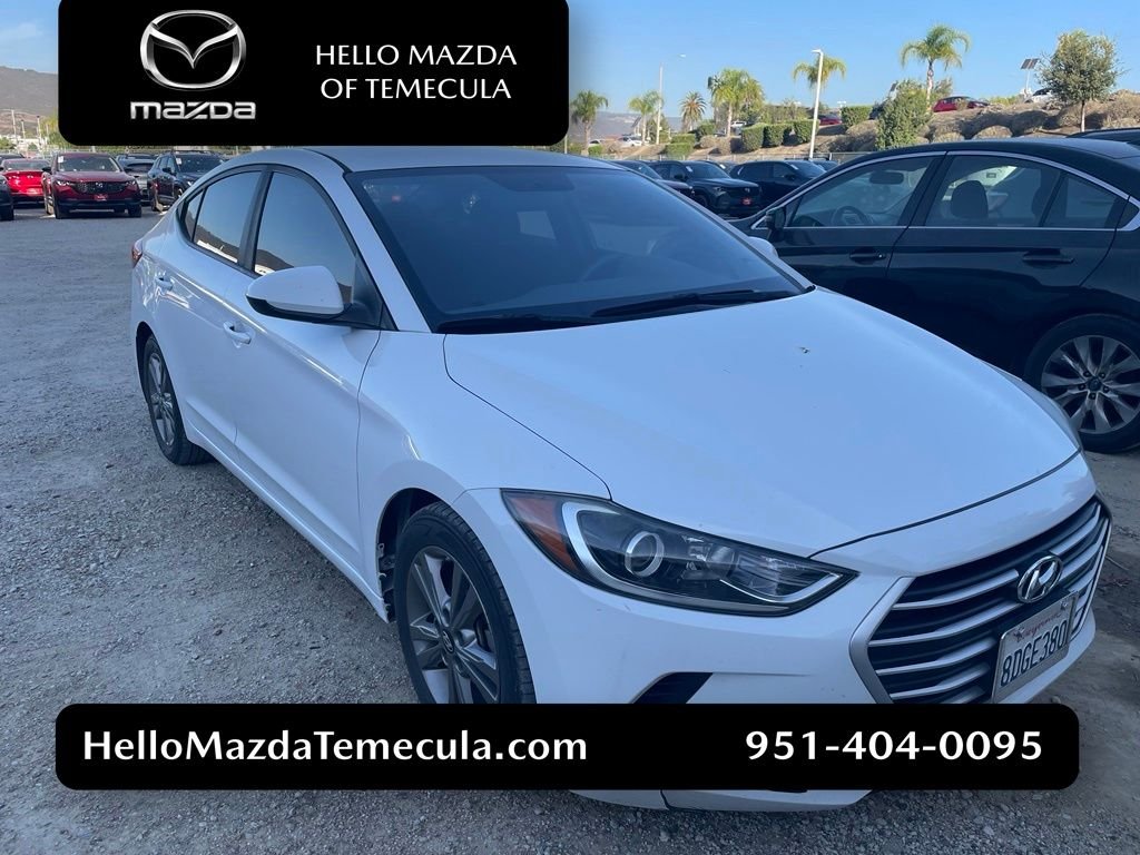 Used 2018 Quartz White Pearl Hyundai SEL image 1