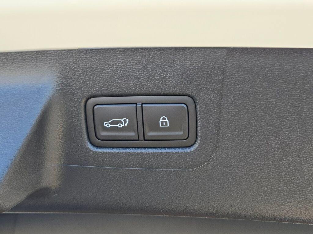 New 2026 White Hyundai Calligraphy AWD image 18