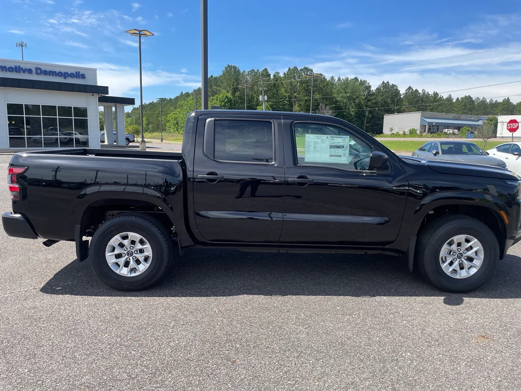 Certified Used 2024 Super Black Nissan SV image 5
