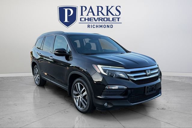 2017 Honda Pilot 4WD Elite's photo