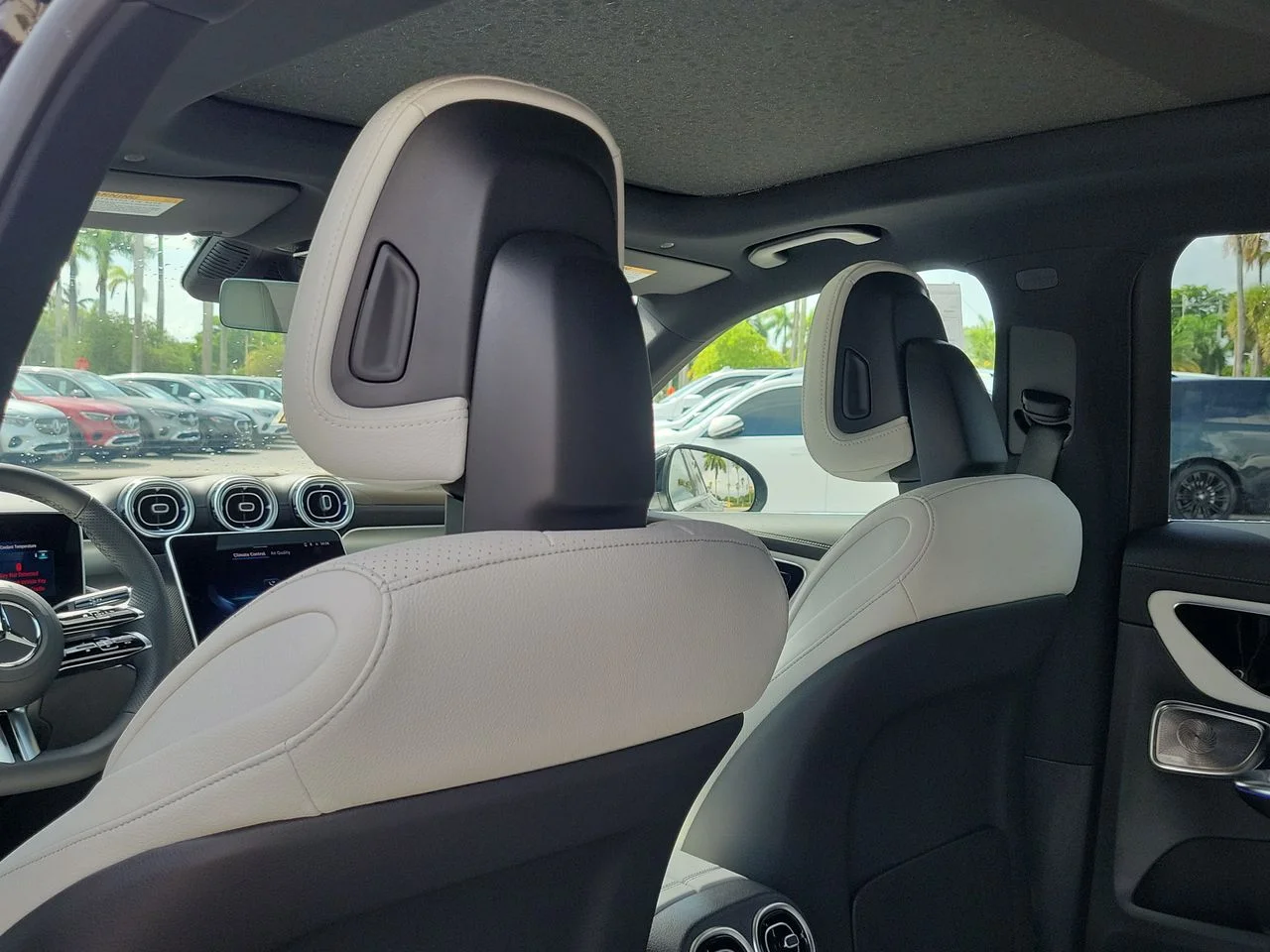 2026 Mercedes-Benz GLC Base - Photo 12