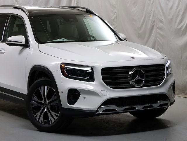 New 2026 Polar White Mercedes-Benz GLB 250 image 30