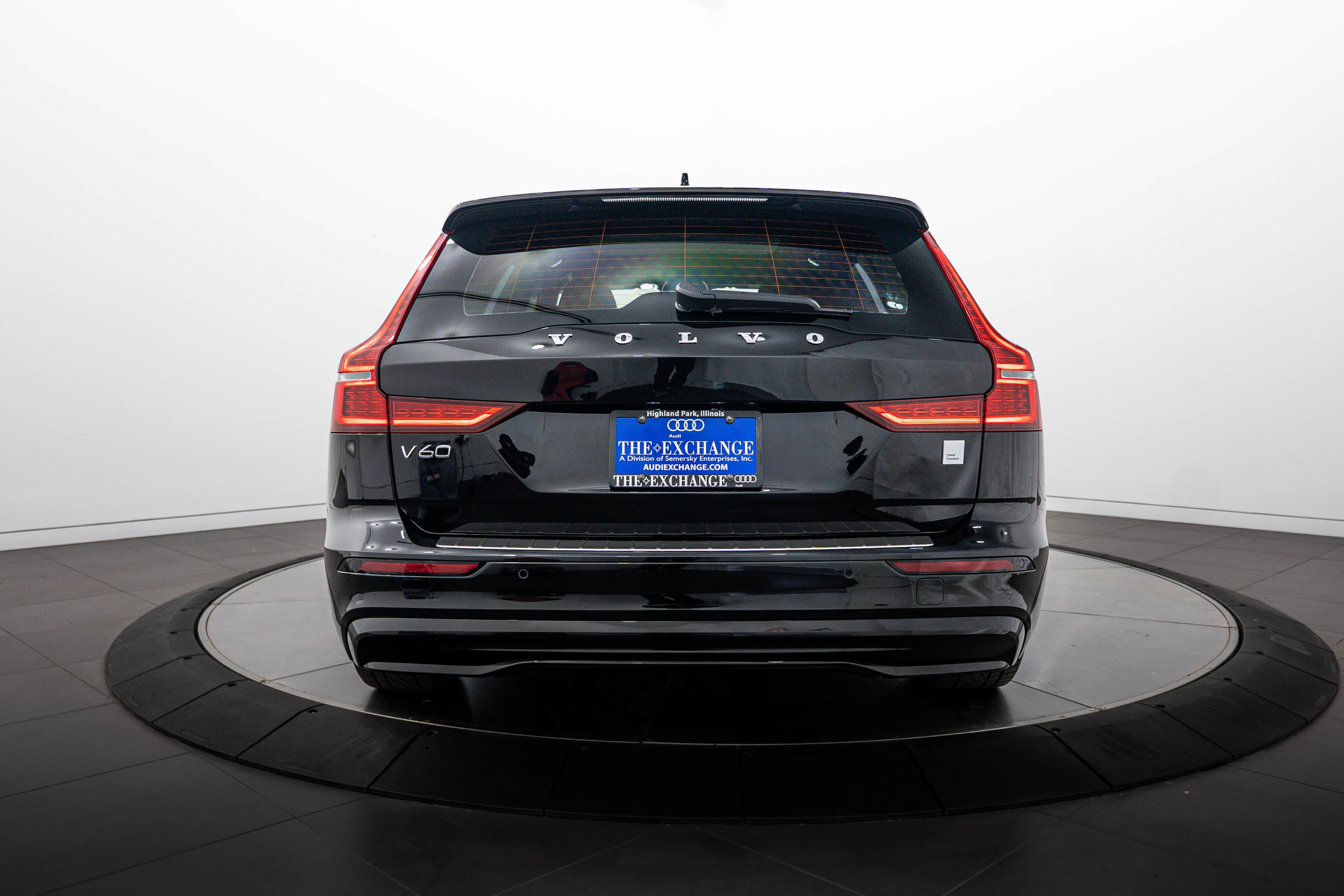 Used 2024 Onyx Black Metallic Volvo Polestar Engineered image 24