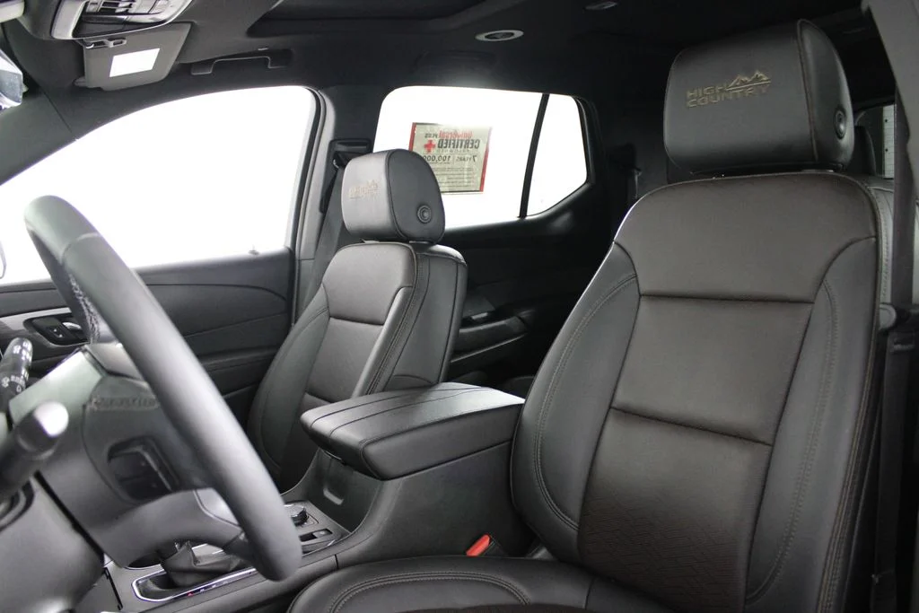 2023 Chevrolet Traverse High Country - Photo 18