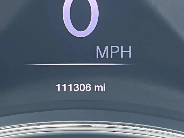 Used 2020 White Jeep Altitude image 28