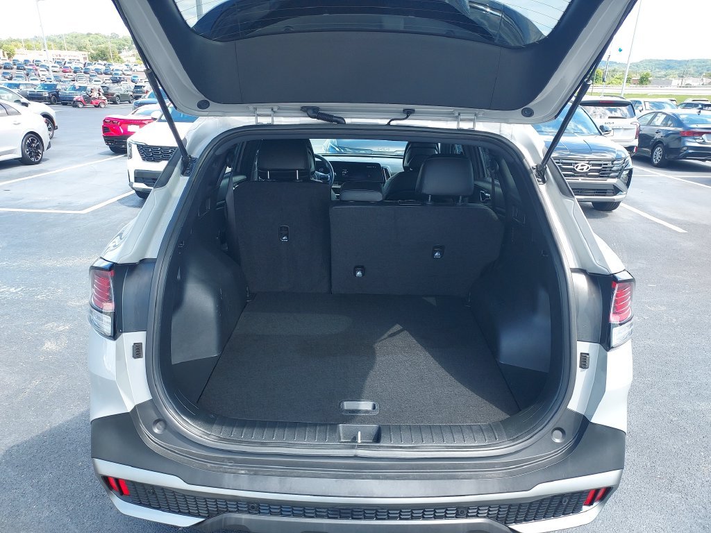 Used 2024 Gray Kia X-Line image 9
