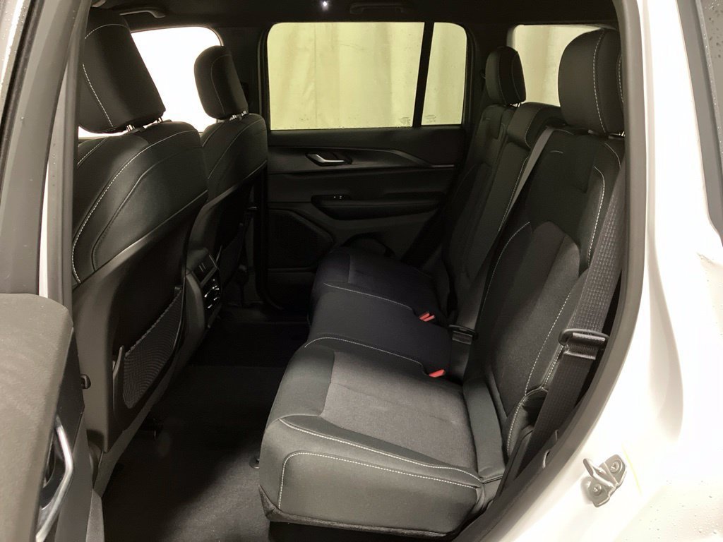 New 2026 Bright White Clear-Coat Exterior Paint Jeep Laredo image 12