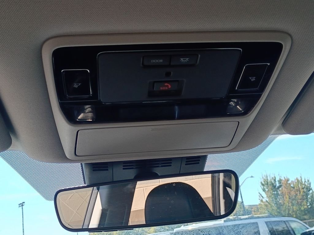 2025 Toyota Grand Highlander XLE - Photo 19