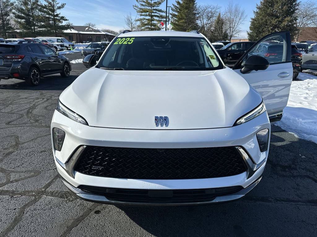 2025 BUICK ENVISION - Image 22