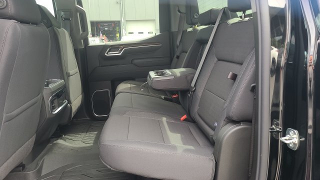 New 2026 Onyx Black GMC Elevation image 20