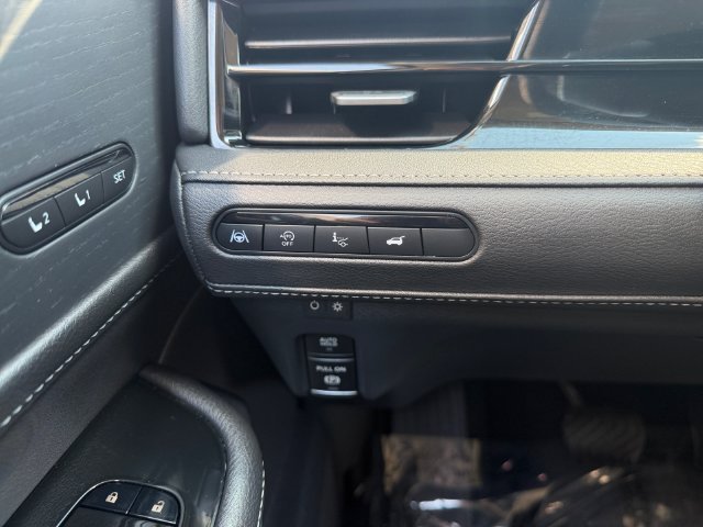 Used 2025 Silver INFINITI SENSORY image 17
