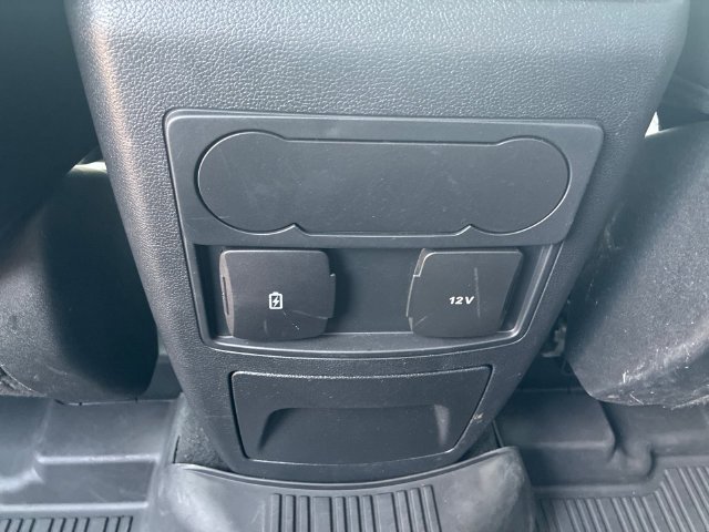 Used 2023 Green Ford XLT image 15