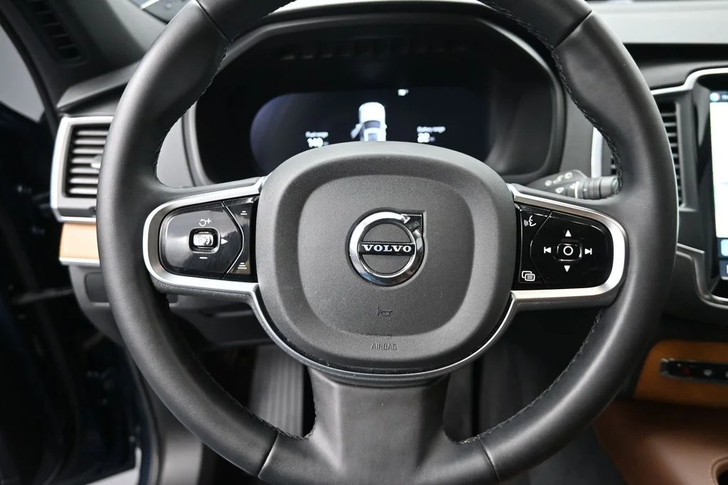 Certified Used 2025 Denim Blue Volvo Core image 10