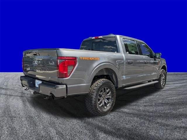 New 2026 Carbonized Gray Metallic Ford Tremor® image 3
