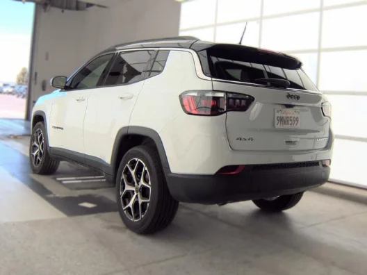 Used 2025 White Jeep Limited image 4
