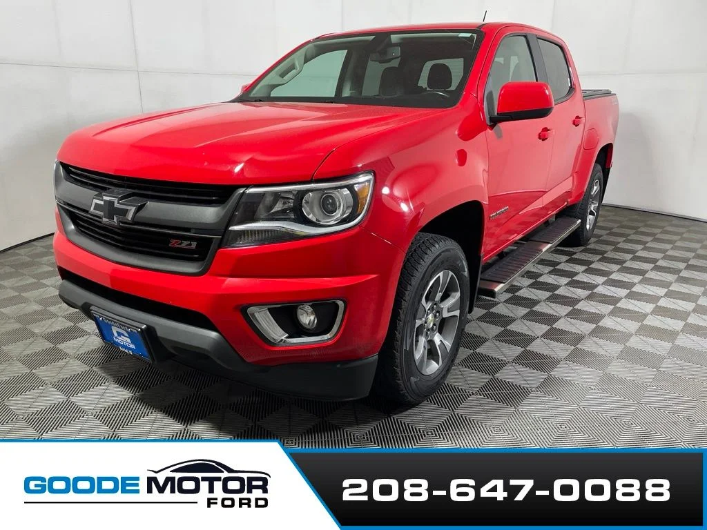 Used 2018 Red Chevrolet Z71 image 4