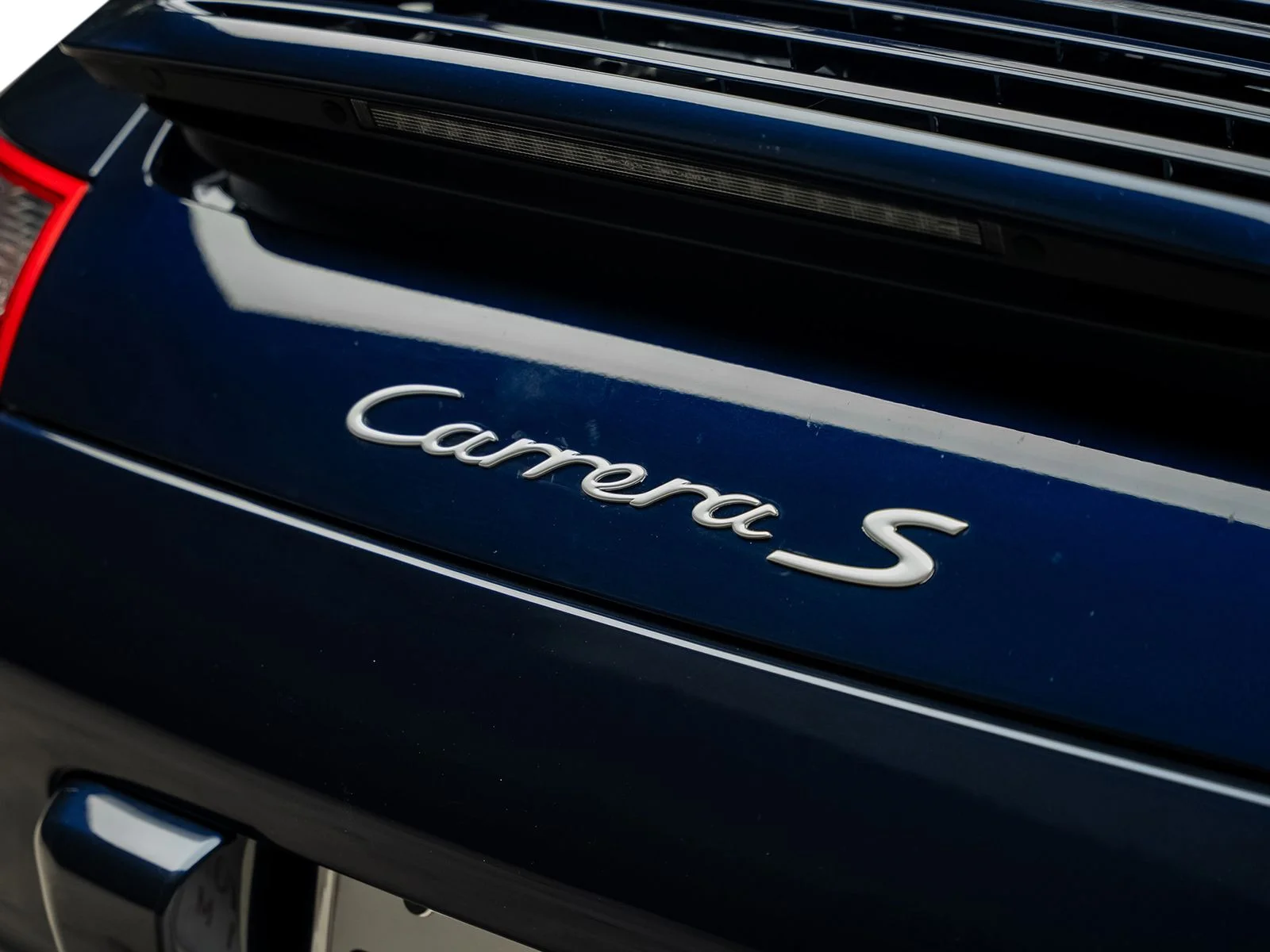 Used 2005 Blue Porsche Carrera S image 14