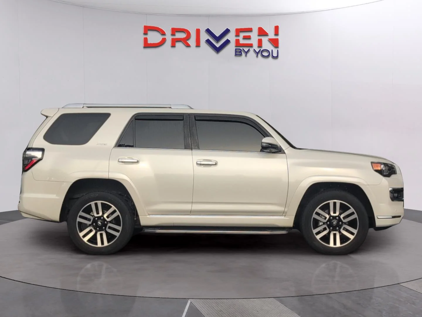 Used 2022 Blizzard Pearl Toyota Limited image 6