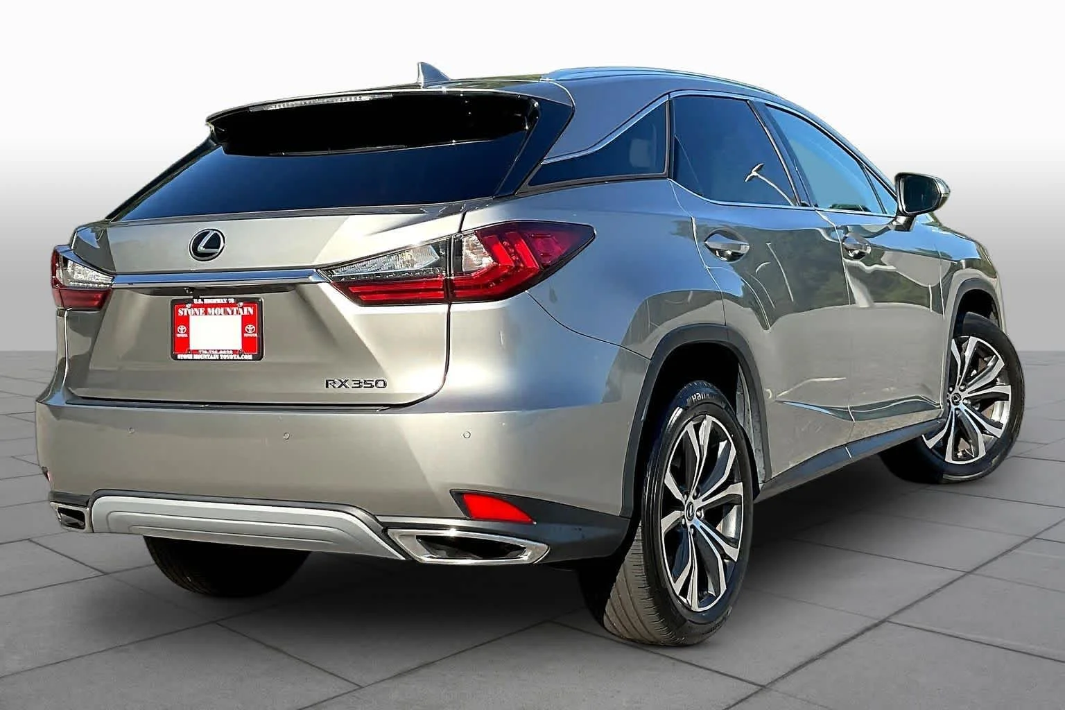 Used 2021 Atomic Silver Lexus  image 13