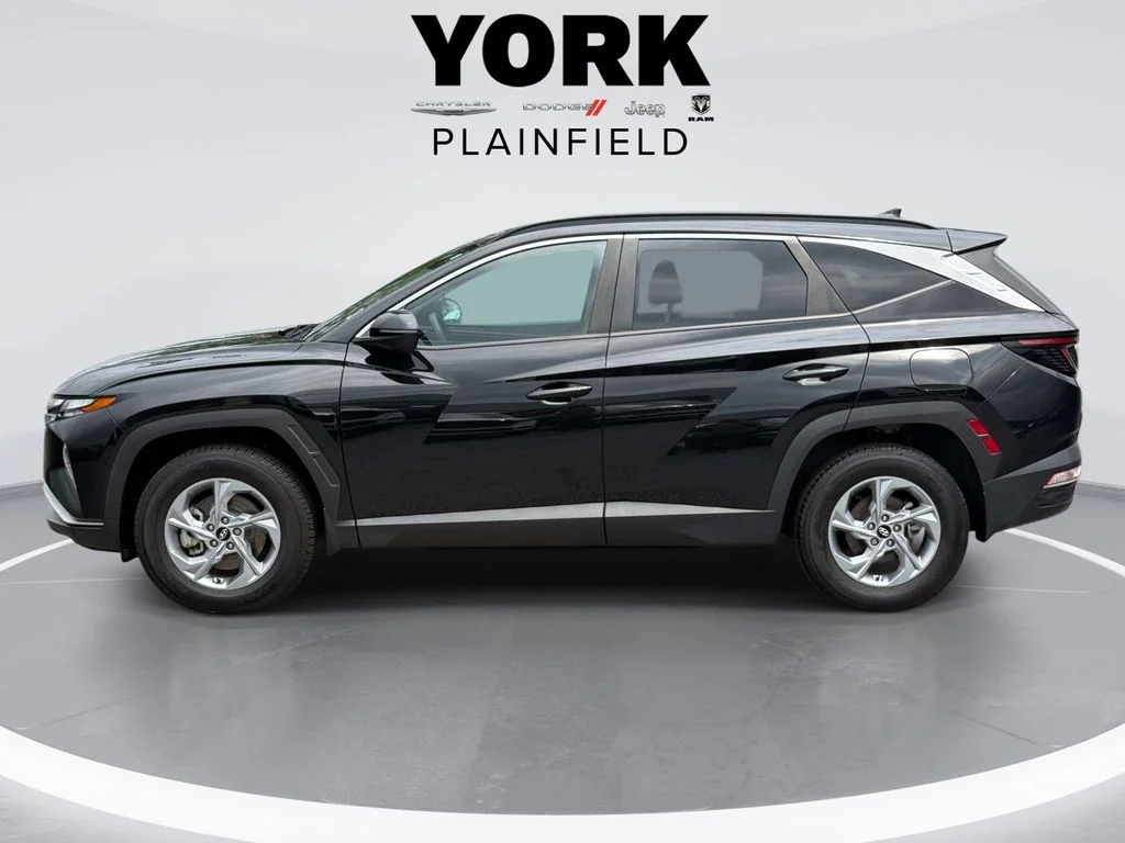 Used 2023 Black Hyundai SEL image 8
