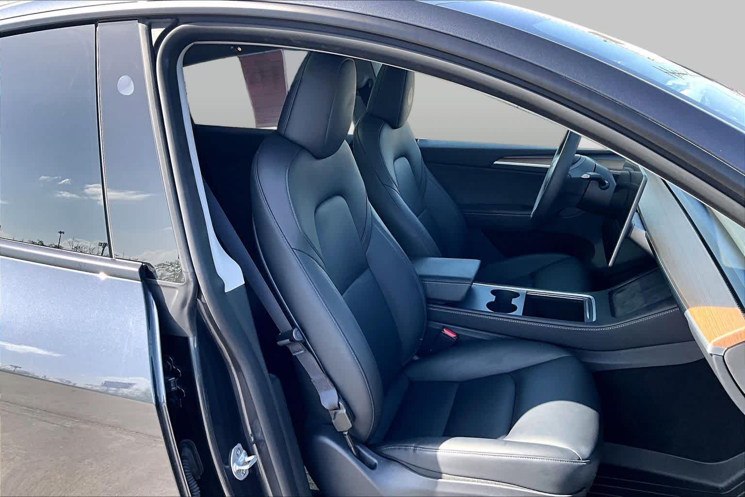 Used 2025 Stealth Grey Tesla Long Range image 8