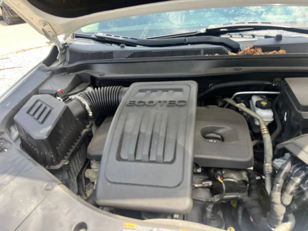 Used 2017 White Chevrolet LS image 19