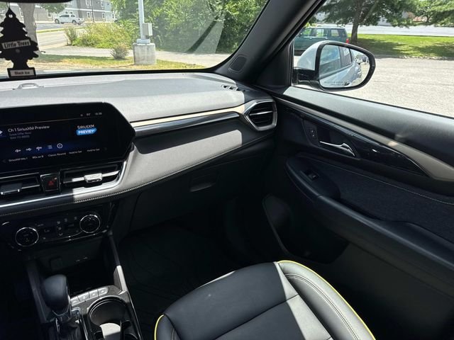Used 2025 Gray Chevrolet ACTIV image 20