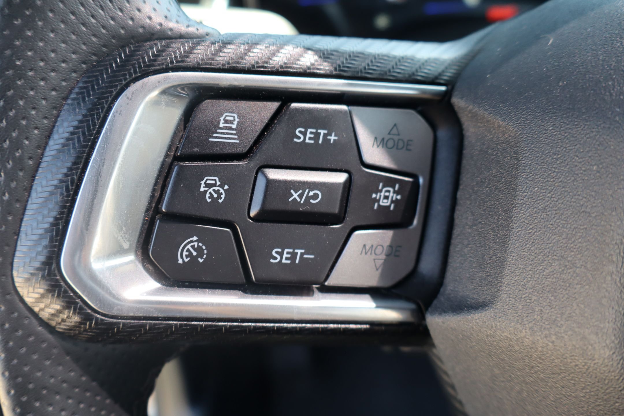 Used 2024 Gray Metallic Ford GT Premium image 14