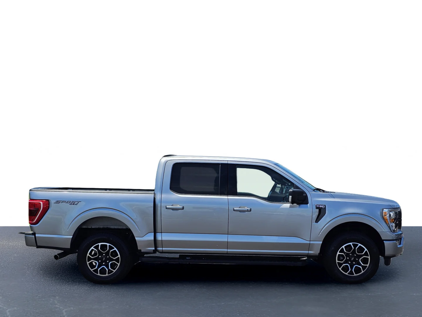 Used 2023 Iconic Silver Metallic Ford XLT image 9