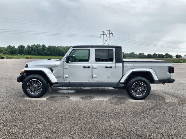 Used 2022 Silver Zynith Clearcoat Jeep Overland image 17