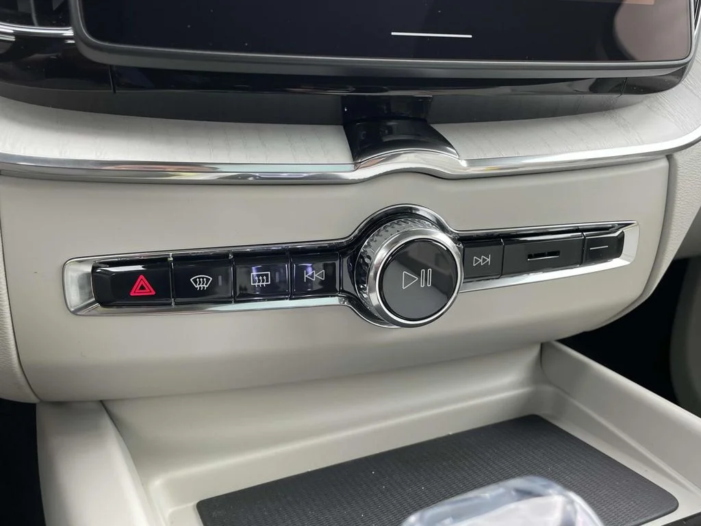 2026 Volvo XC60 Ultra - Photo 22