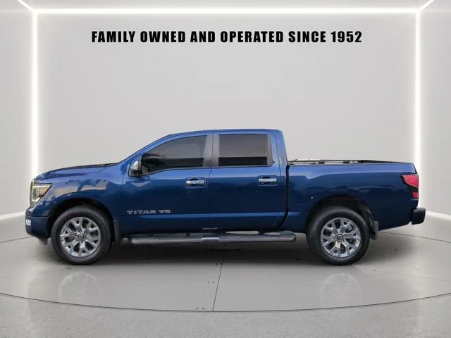 Used 2020 Blue Nissan SL image 3