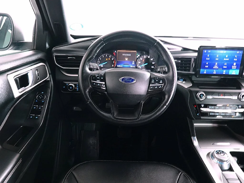 Used 2020 Black Ford XLT image 23