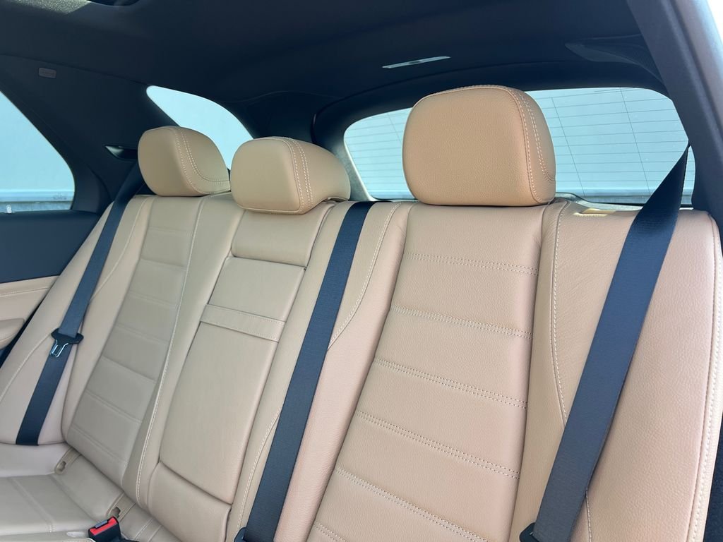 New 2026 Polar White Mercedes-Benz GLE 350 image 26