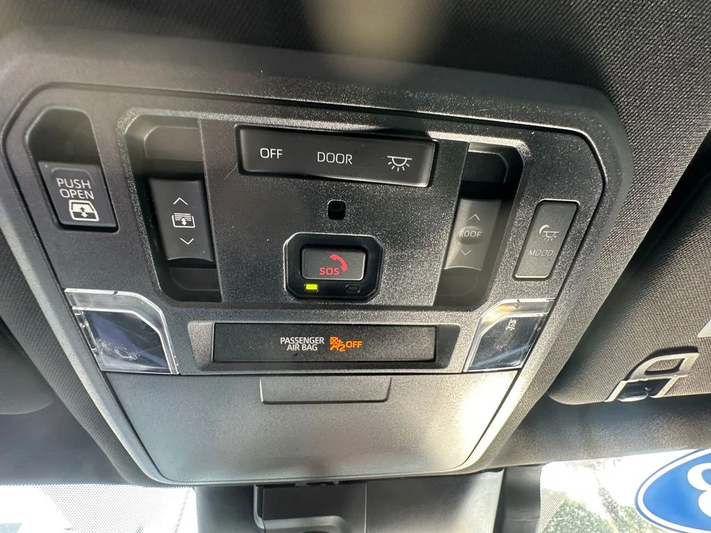 Used 2023 Black Toyota Platinum image 9