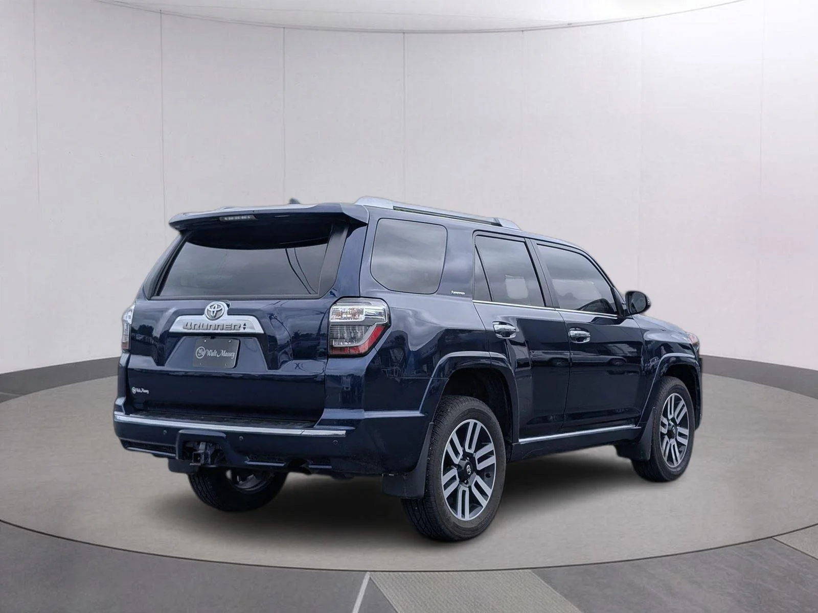 Used 2023 Nautical Blue Metallic Toyota Limited image 5