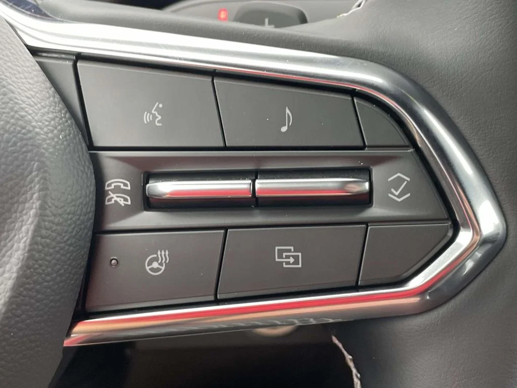 New 2026 Summit White Chevrolet LT image 32