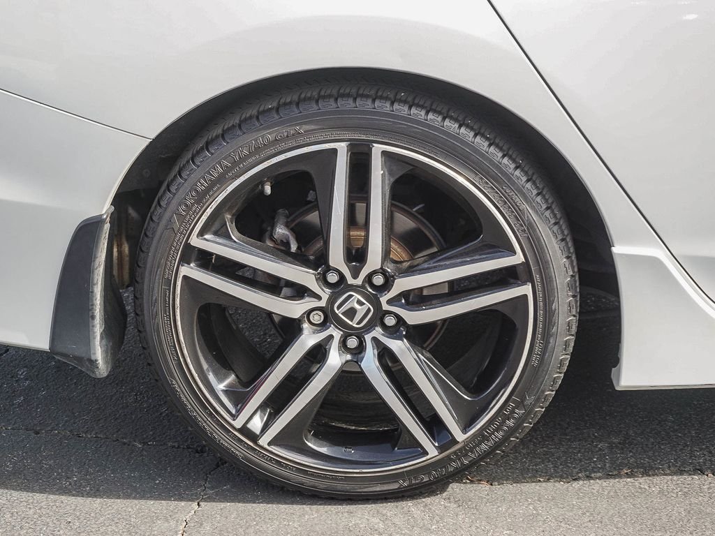 Used 2016 White Honda Sport image 8