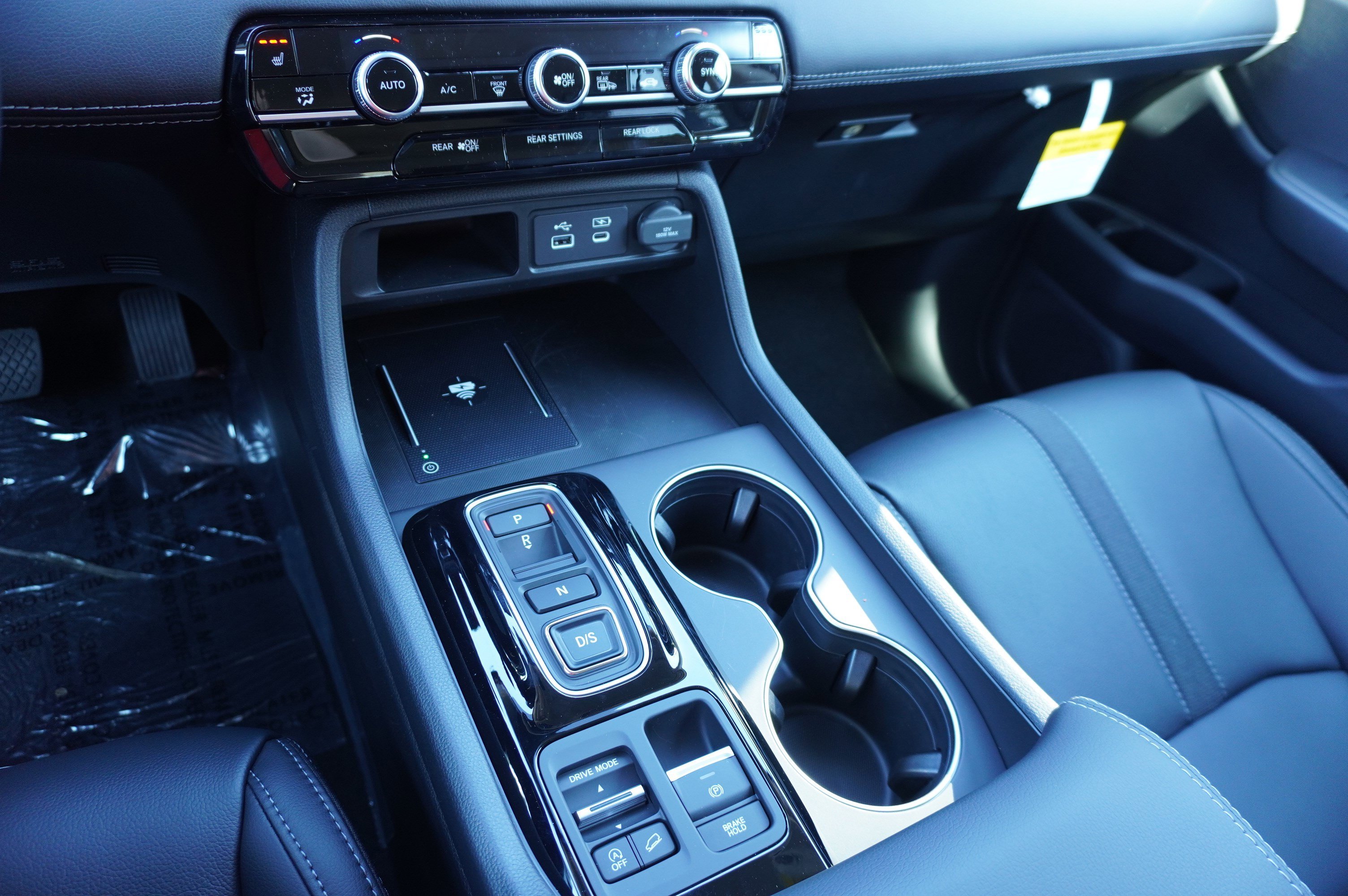 2025 Honda Pilot EX-L - Photo 13