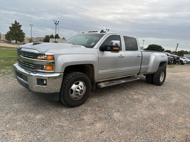 Used 2019 Silver Chevrolet LTZ image 5