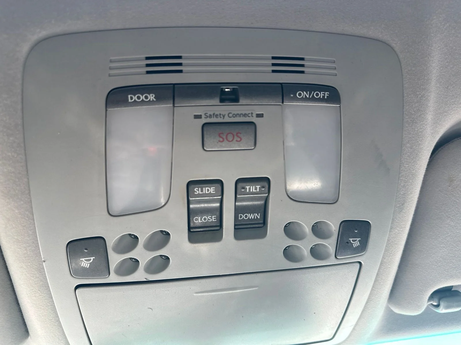 Used 2011 Black Lexus 250 image 77