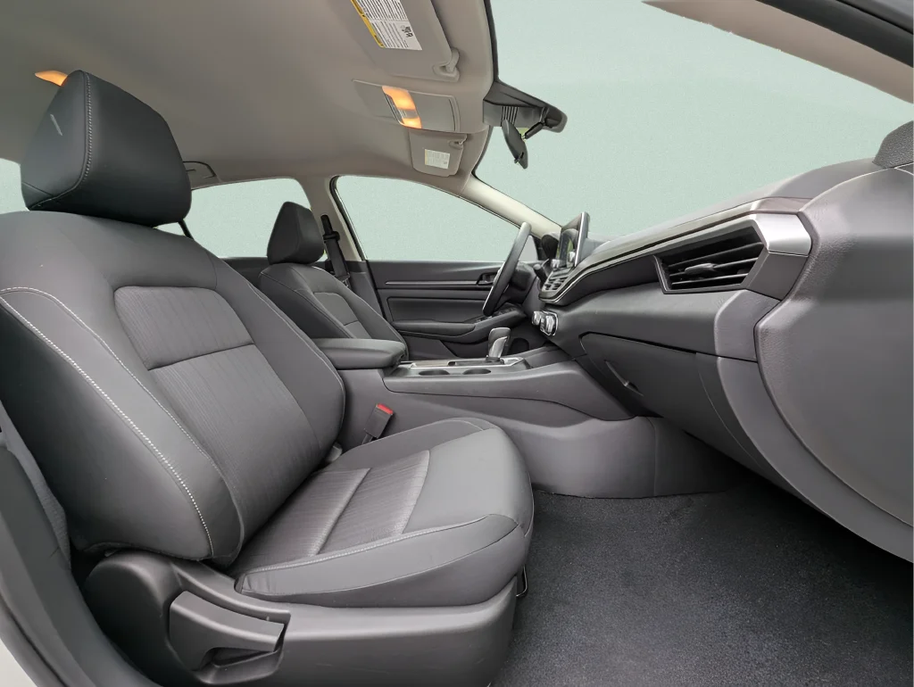 New 2026 White Nissan 2.5 SV image 23