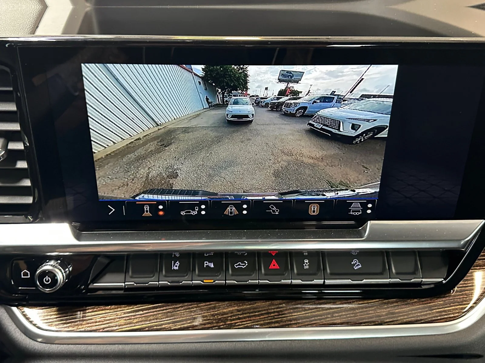 New 2026 Onyx Black GMC SLE image 15