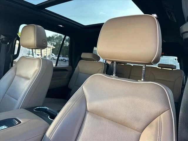 Used 2021 White Chevrolet Premier image 26
