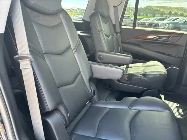 Used 2020 Black Cadillac Luxury image 22