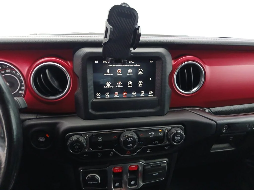 Used 2021 Gray Jeep Rubicon image 12
