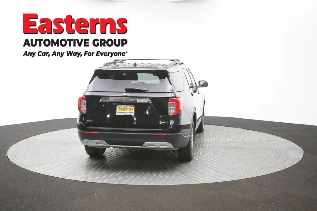 Used 2022 Black Ford XLT image 37